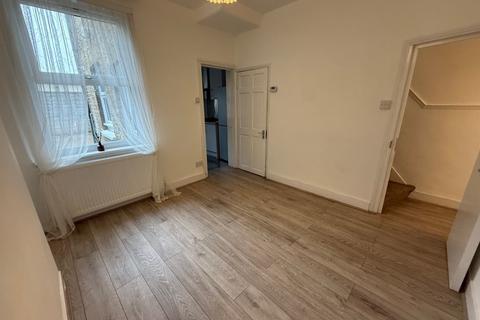 2 bedroom house to rent, Town Road, N9, Edmonton