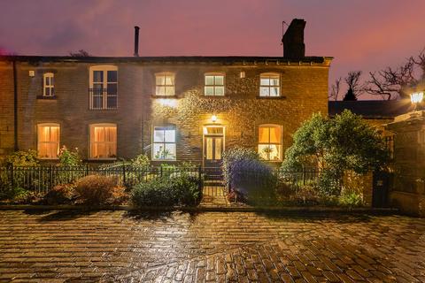 3 bedroom character property for sale, The Drive, Bradford BD13