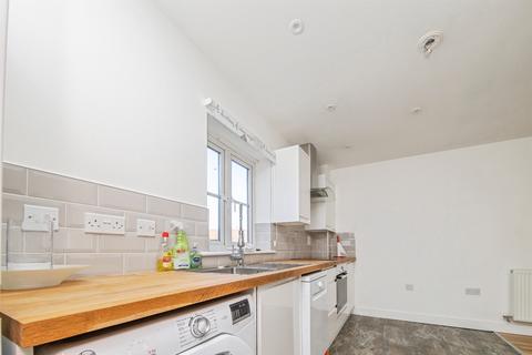 2 bedroom house for sale, John Mace Road, Colchester