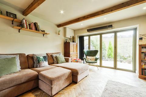 3 bedroom terraced house for sale, Whalley Lane, Bradford BD13