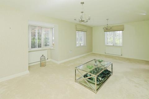 4 bedroom detached house for sale, Drovers Close, Balsall Common, Coventry