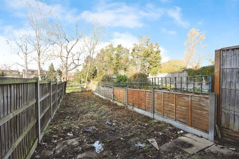 2 bedroom house for sale, Lodge Avenue, Romford