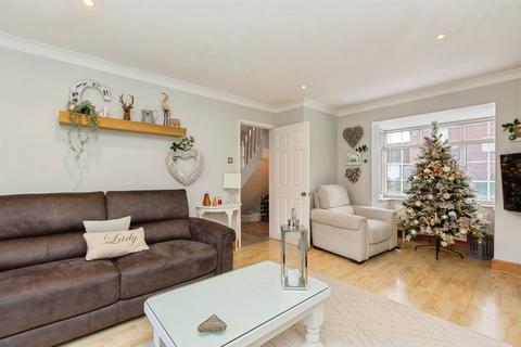 4 bedroom detached house for sale, Webster Road, The Furlongs, Aylesbury