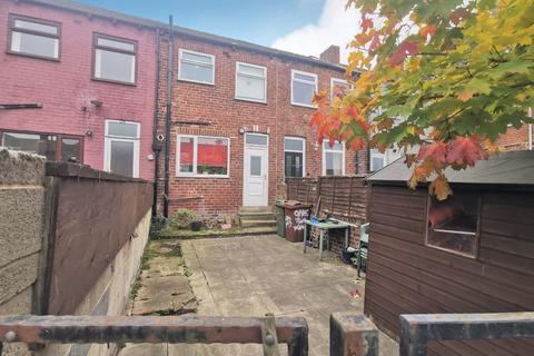 2 bedroom terraced house for sale, Wakefield Road, Featherstone, Pontefract