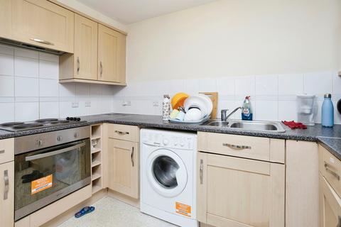undefined, Commonwealth Drive, Crawley
