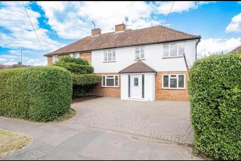 1 bedroom flat to rent, Denham Green Close, Uxbridge UB9