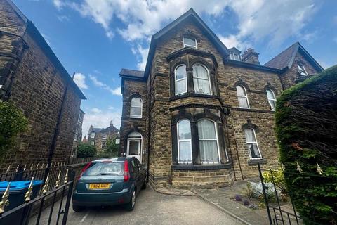 undefined, East Parade, Harrogate