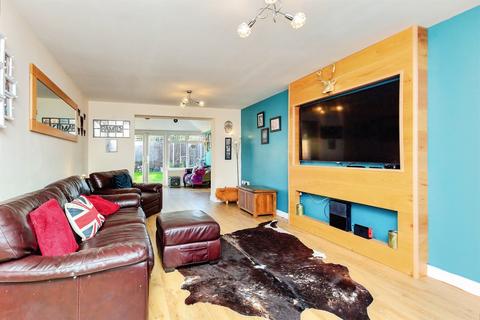 undefined, Cotswold Close, CORBY