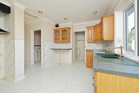 2 bedroom detached bungalow for sale, Nene Terrace Road, Crowland, Peterborough