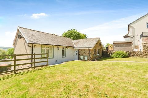 Braithwaite Edge Road, Keighley BD22