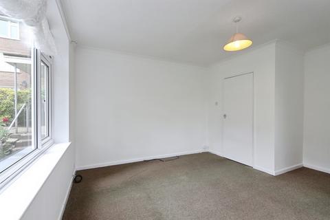2 bedroom ground floor flat for sale, Dobbin Hill, Sheffield
