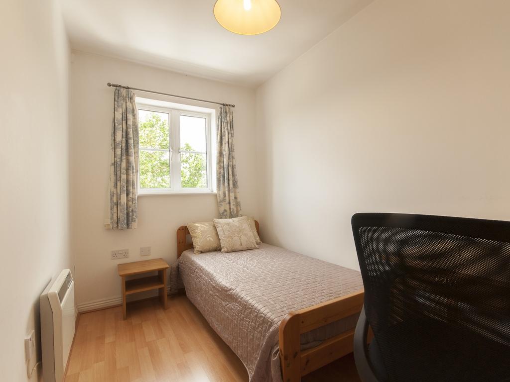 Bedroom2