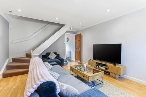 undefined, Summer Street, Luton LU1