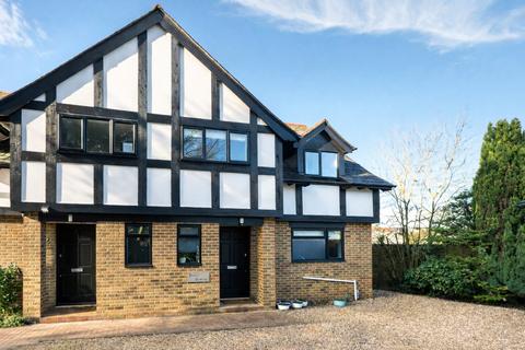 3 bedroom cottage for sale, Lyndhurst Road, Brockenhurst, SO42