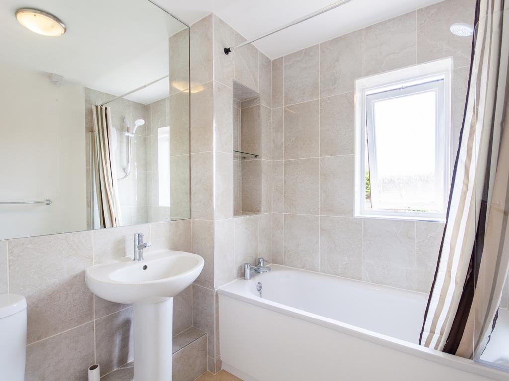 Bathroom2