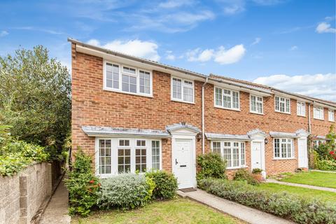 3 bedroom end of terrace house to rent, Sands Close, Cumnor