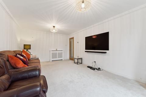 3 bedroom flat for sale, Hughenden Gardens, Hyndland, Glasgow, G12 9XW