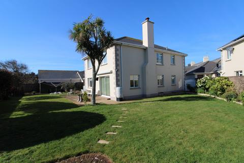 4 bedroom detached house for sale, La Rue de Samares, Jersey JE2