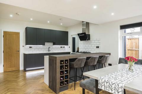 2 bedroom house for sale, Thompson Avenue, Kew TW9
