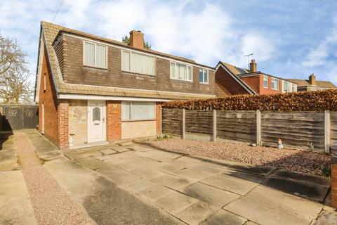 St. Oswalds Crescent, Sandbach CW11