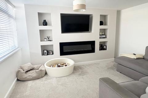 3 bedroom end of terrace house for sale, Holbury, Southampton, Hampshire, SO45