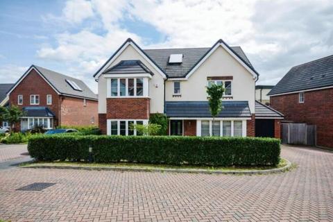 5 bedroom detached house for sale, Braham Crescent, Leavesden, Watford