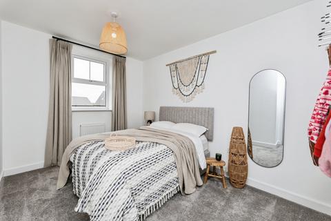 4 bedroom detached house for sale, Wellhams Road, West Yorkshire WF8