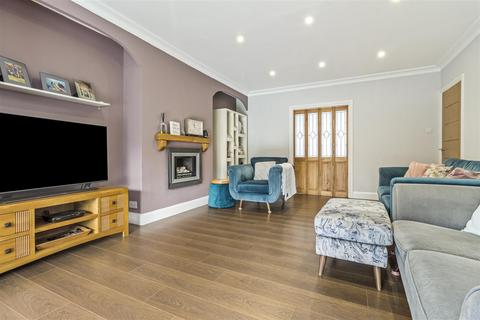 4 bedroom house for sale, Robson Road, Goring-By-Sea, Worthing