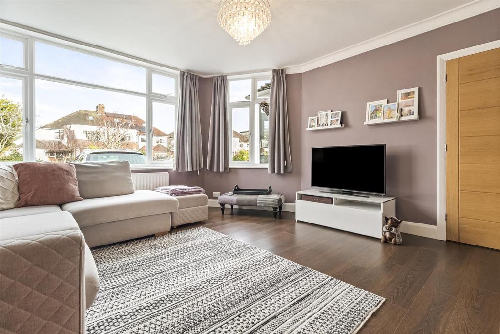 38 Robson Road-010.JPG
