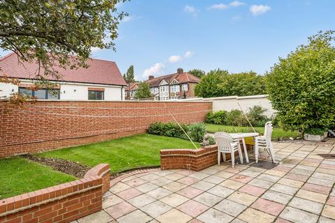 5 bedroom semi-detached house for sale, Powys Lane, London