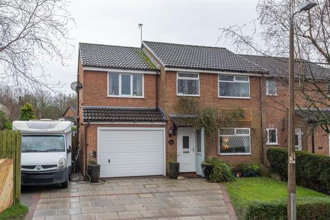 5 bedroom semi-detached house for sale, Carr Meadow, Bamber Bridge, Preston