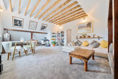 2 bedroom penthouse for sale, Asprey Place, Bromley, Kent, BR1