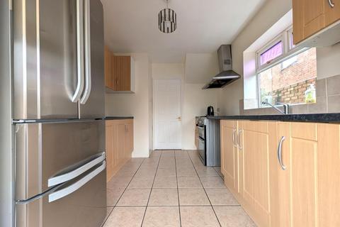 undefined, Canterbury Road,Kennington TN24 9QA