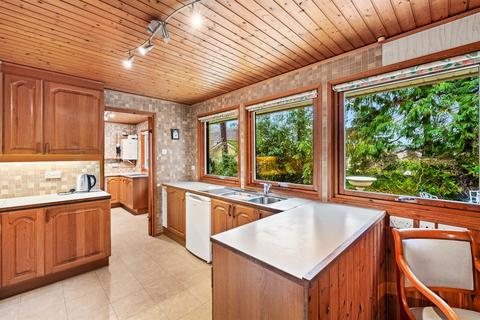 4 bedroom detached bungalow for sale, Thakeham Road, Storrington, West Sussex, RH20