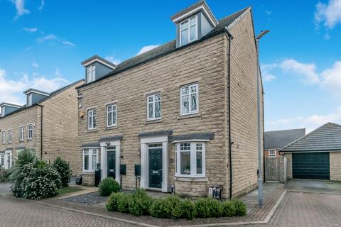 Lockgate Rise, Birkenshaw, Bradford, West Yorkshire, BD11