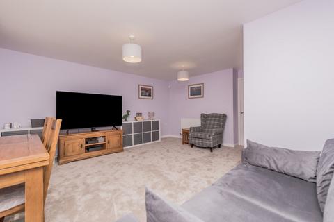 4 bedroom semi-detached house for sale, Lockgate Rise, Birkenshaw, Bradford, West Yorkshire, BD11