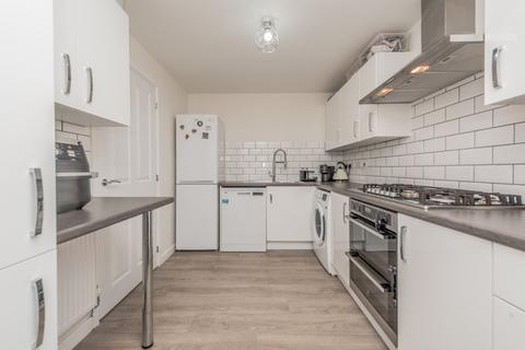 4 bedroom semi-detached house for sale, Lockgate Rise, Birkenshaw, Bradford, West Yorkshire, BD11