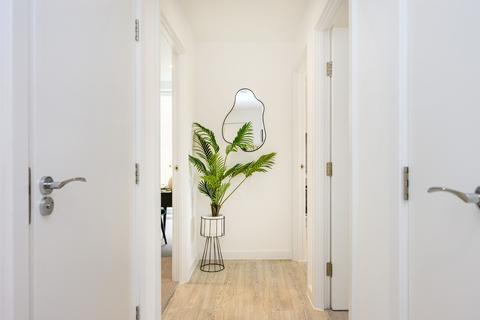 2 bedroom flat for sale, Bell Tree Court, 20 London Road, London TW8