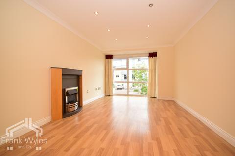 2 bedroom flat for sale, Apartment 12, Hollinshead House, Bailey Avenue, Lytham St. Annes, Lancashire