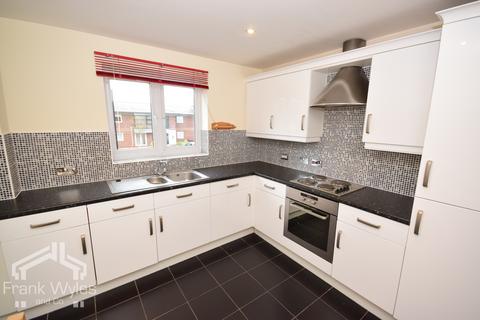2 bedroom flat for sale, Apartment 12, Hollinshead House, Bailey Avenue, Lytham St. Annes, Lancashire