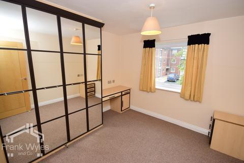 2 bedroom flat for sale, Apartment 12, Hollinshead House, Bailey Avenue, Lytham St. Annes, Lancashire