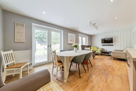 6 bedroom detached house for sale, Bowmans Way, Sedgebrook, GRANTHAM