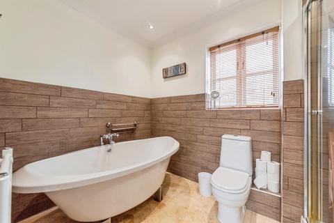 6 bedroom detached house for sale, Bowmans Way, Sedgebrook, GRANTHAM