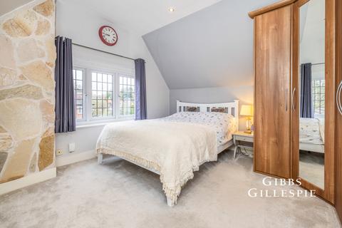 2 bedroom flat to rent, Frithwood Avenue, Northwood, HA6