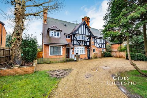 2 bedroom flat to rent, Frithwood Avenue, Northwood, HA6