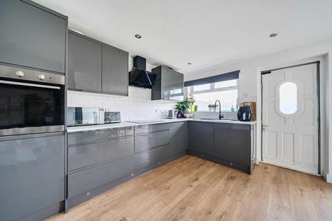undefined, White Hart Lane, Portchester
