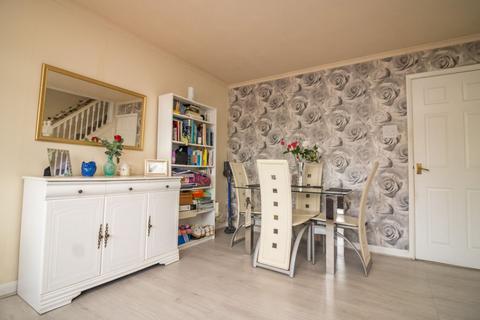 4 bedroom detached house for sale, Fishponds Close, Glenfield, LE3