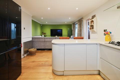 4 bedroom detached house for sale, St. Helens Crescent, Hove
