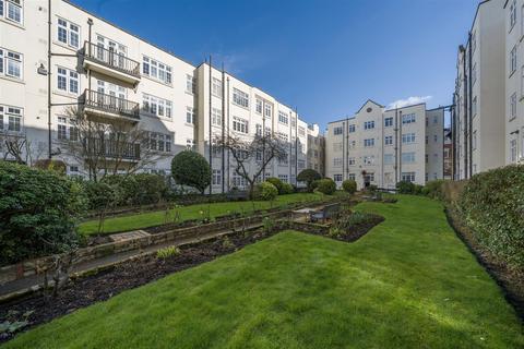 2 bedroom apartment for sale, Clifton Court, Northwick Terrace, London, NW8