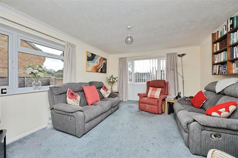 2 bedroom detached bungalow for sale, Lime Tree Close, Mattishall, Dereham